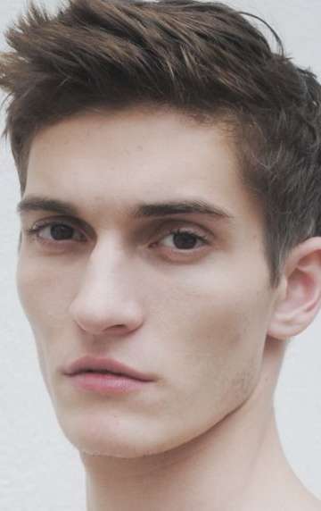 Актер Матвей Лыков