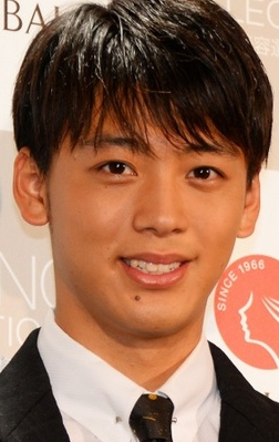 Актер Рёма Такэути