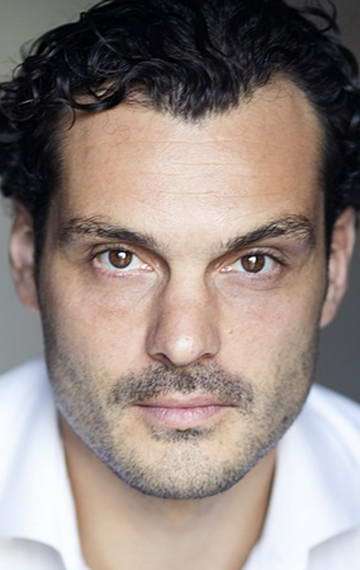 Актер Жоанн Морио