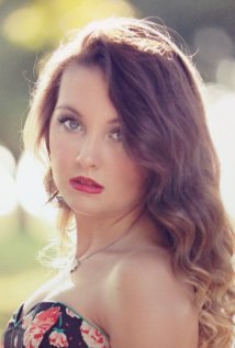 Актер Алекс Николь МакКоннелл