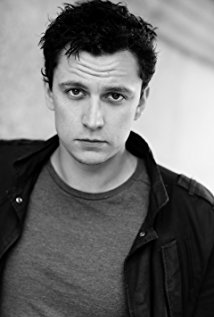 Актер Tom Mothersdale