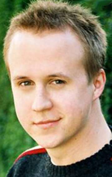 Актер Бенжамин Салисбери