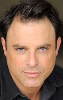 Актер Тони Крэйн