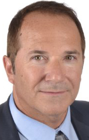 Актер Джон Спекона