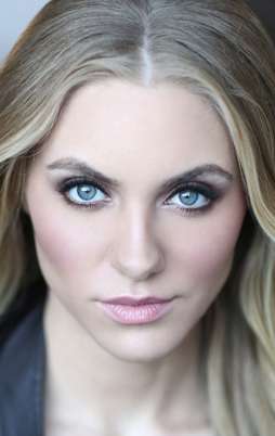 Актер Джессика Сайпос