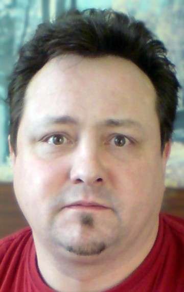 Актер Максим Сергеев