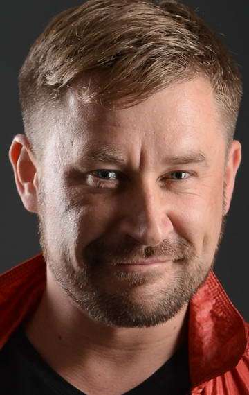 Актер Александр Семенов