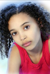 Актер Теа Ламб