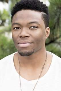 Актер Калеб Кастилло