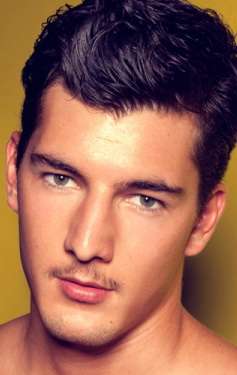 Актер Андреа Прети