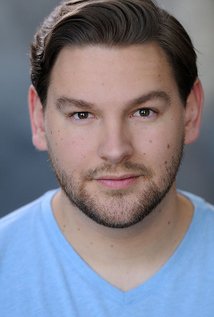 Актер Drew Reitz