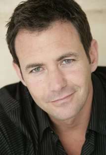 Фото Ларри Салливан