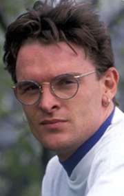 Актер Тони Питтс