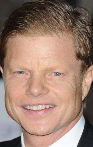 Актер Люк Роуг