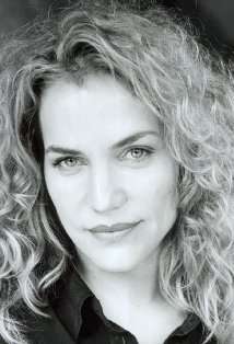 Фото Дженнифер Кэлверт