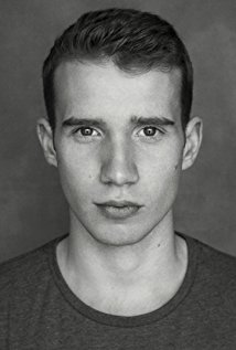 Актер Майки Коллинз