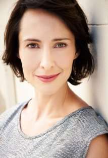 Актер Элисон Стэнден