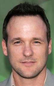 Актер Том Верика