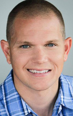 Актер Лаки Хэрмон