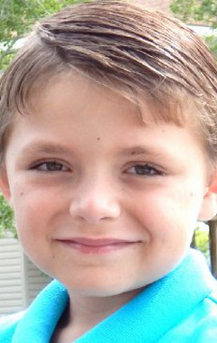 Актер Лукас Беннетт