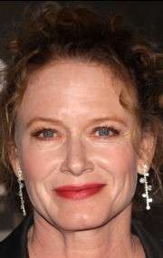 Актер Эшли Кроу