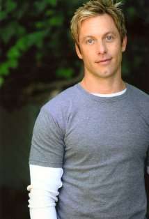 Актер Ли Уитэйкер