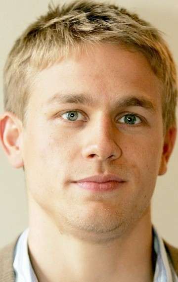 Актер Чарли Ханнэм