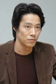 Актер Синъити Цуцуми