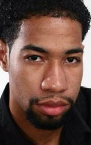 Актер Нейджи Гриффин