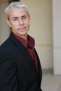 Актер Стивен И. Диллард