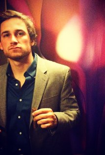 Актер John Leaptrott