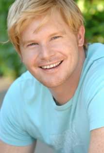 Актер Джеймс Жерар