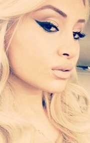 Актер Анати Саканян