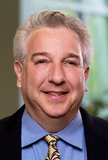 Актер Митчелл Роузенуолд