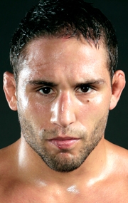 Актер Чад Мендез