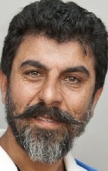 Актер Сефа Зенгин