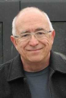 Актер Рэнди Том