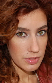 Актер Виктория ДеМаре