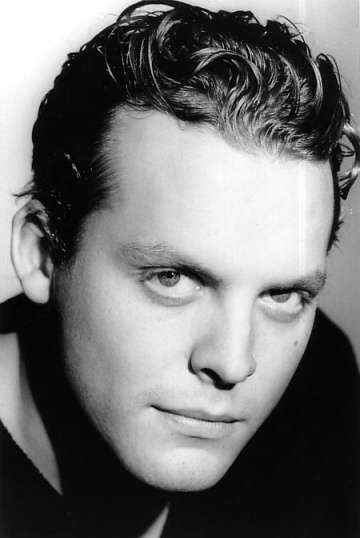 Актер Лекс Шрэпнел