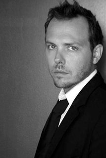 Актер Остин Страгнелл