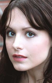 Актер Карен Ганьон