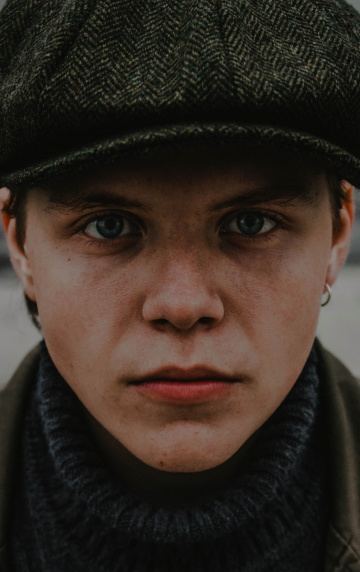 Актер Артемий Соколов