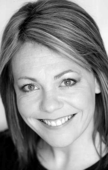 Актер Никола Рейнольдс