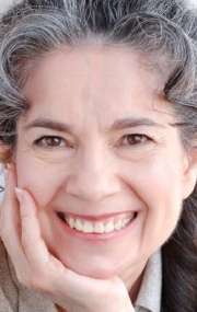 Актер Энни Китрал