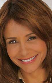 Актер Трой Бейер