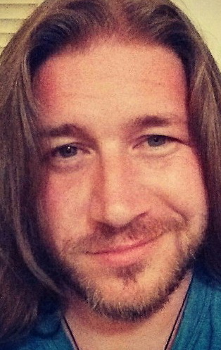 Актер Ли Адакх