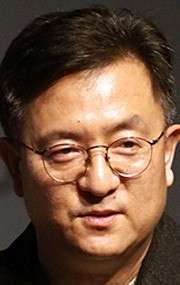 Актер Сон Ён Чан