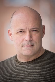 Актер Майкл В. Честейн