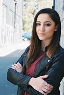 Актер Мона Риз