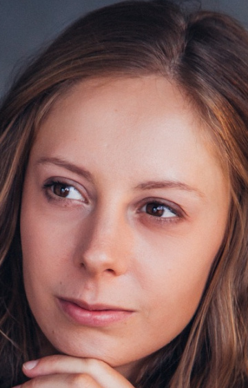 Актер Оксана Суркова